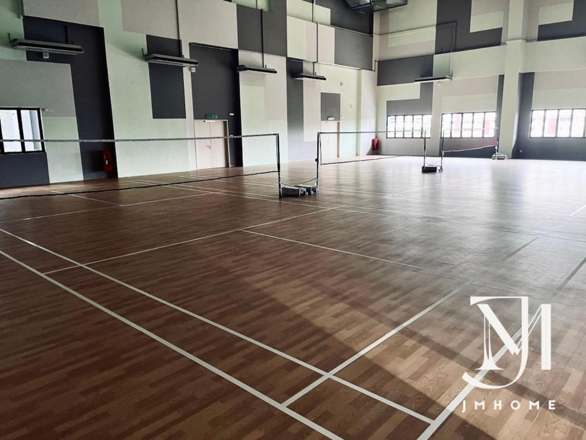 Majestic Maxim Ucsi 2r Near Mrt #22 * Kuala Lumpur