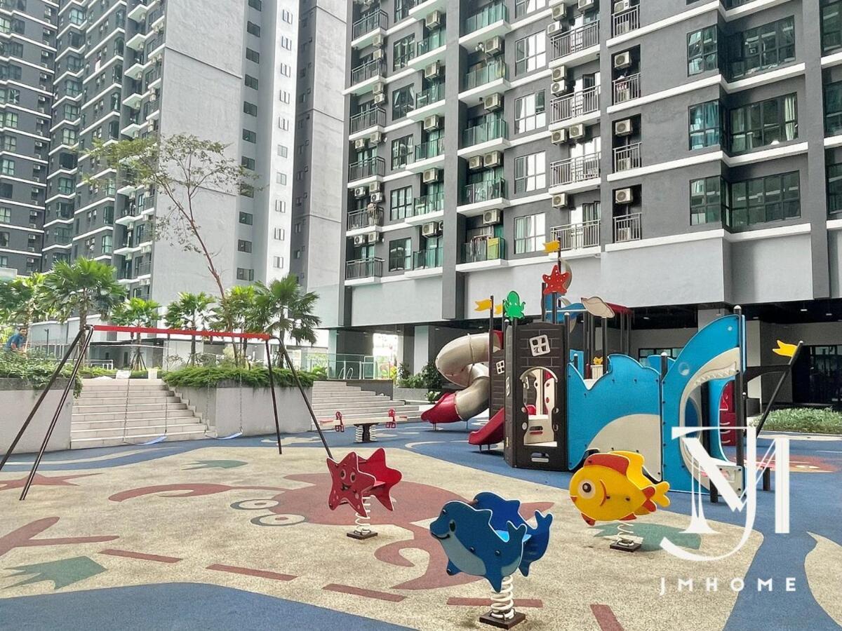 Majestic Maxim Ucsi 2r Near Mrt #22 Pangsapuri Kuala Lumpur